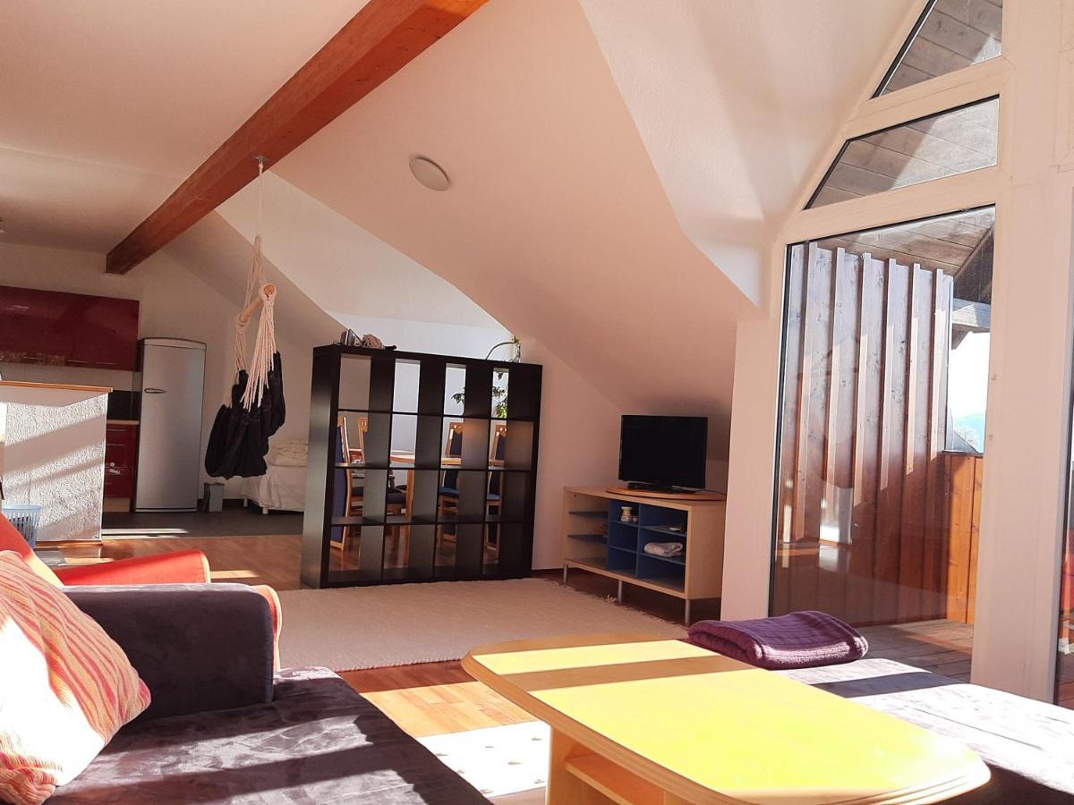 Sundowner At The Lakeside - 120sqm Apartment Schörfling